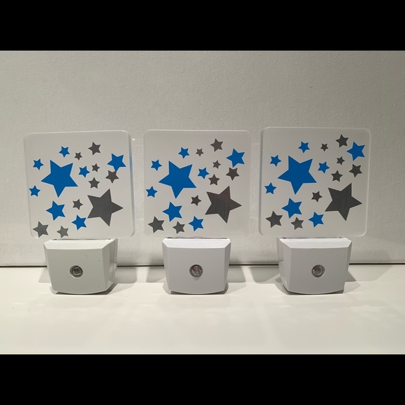 Nightlights - Picture 13 of 16